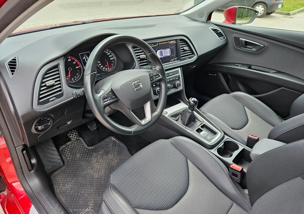 Seat Leon cena 60900 przebieg: 95600, rok produkcji 2018 z Moryń małe 232